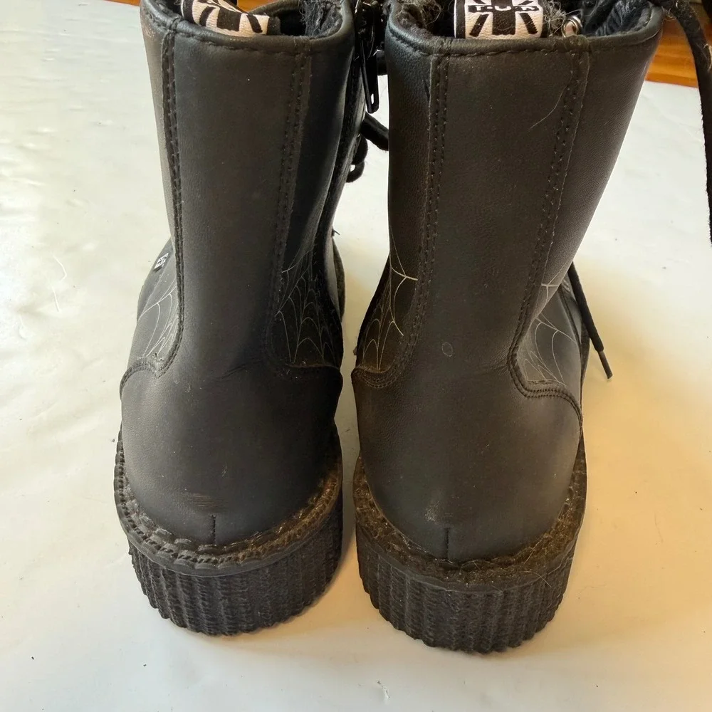 T.U.K. Black Spider Web Creeper Boots Alt Goth Witchy Grunge Fall Winter size 8